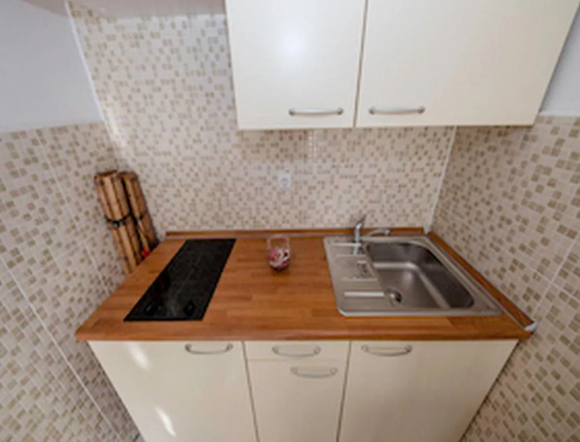게스트하우스 Apartments & Rooms Green Bay 라브 크로아티아