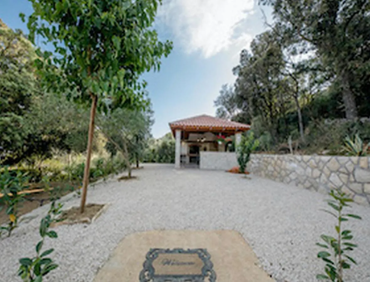Apartments & Rooms Green Bay Rab Town 0*,  Croatia