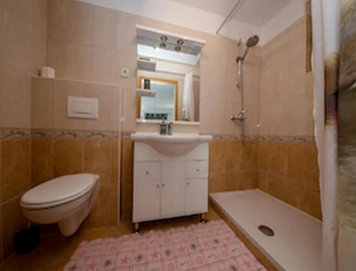 Apartments & Rooms Green Bay Rab Town 0*,