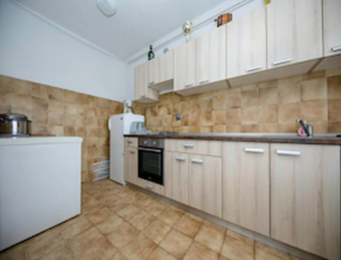 Apartments & Rooms Green Bay 라브 0*,