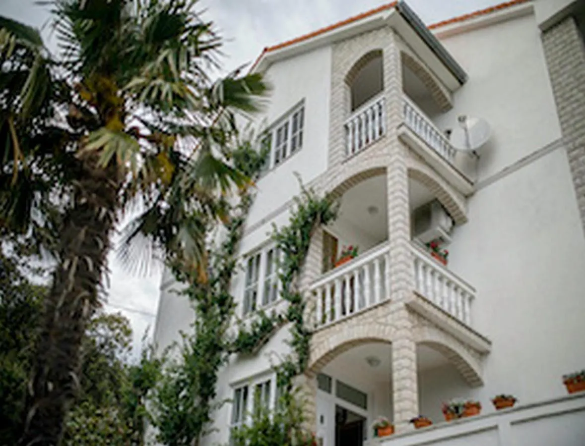 Apartments & Rooms Green Bay Rab Town 0*,  Croatia