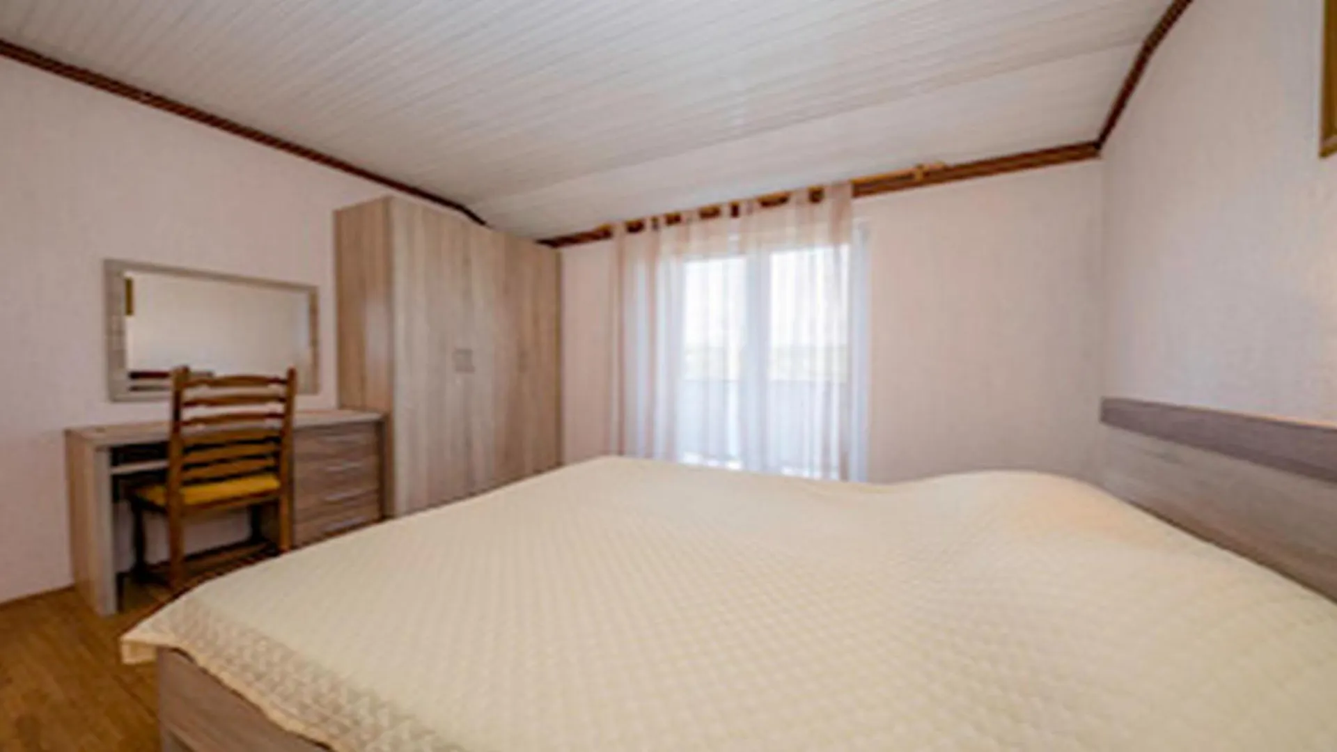 Apartments & Rooms Green Bay Rab Town 0*,