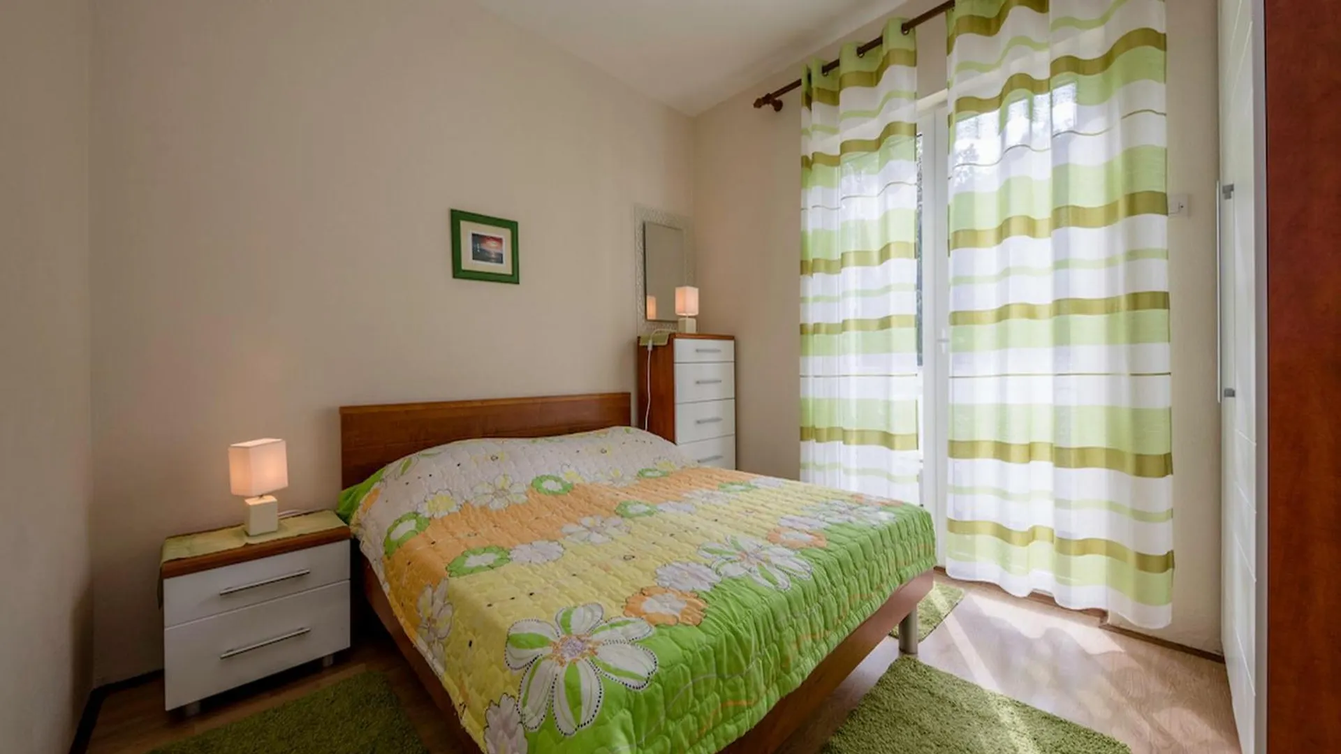 게스트하우스 Apartments & Rooms Green Bay 라브