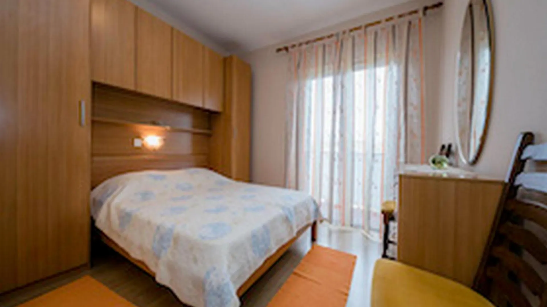 Guest house Apartments & Rooms Green Bay Rab Town